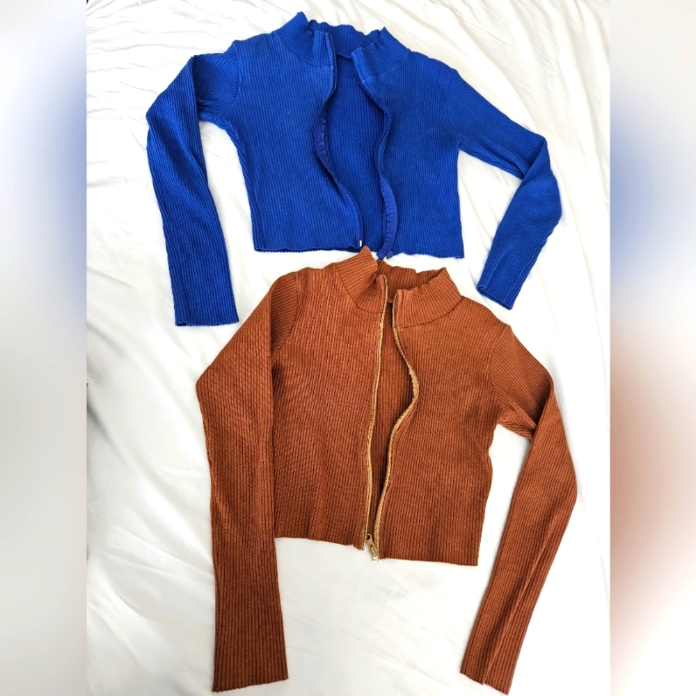 used garments in excellent condition, size M/L, very comfortable and versatile.